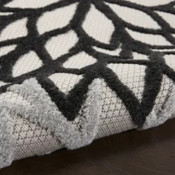 Black And White Floral Outdoor Area Rug, 5X7-Kirkland's Home Best