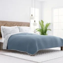 Blue Scalloped Reversible 3-Pc. Queen Quilt Set-Kirkland's Home Shop