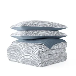 Blue Scalloped Reversible 3-Pc. Queen Quilt Set-Kirkland's Home Shop