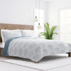 Blue Scalloped Reversible 3-Pc. King Quilt Set-Kirkland's Home Flash Sale