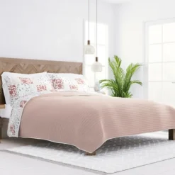 Blush Patchwork Reversible 3-Pc. Queen Quilt Set-Kirkland's Home Discount