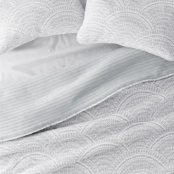 Gray Scalloped Reversible 2-Pc. Twin Quilt Set-Kirkland's Home Flash Sale