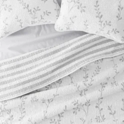 Gray Vines Reversible 2-Pc. Twin Quilt Set-Kirkland's Home Clearance