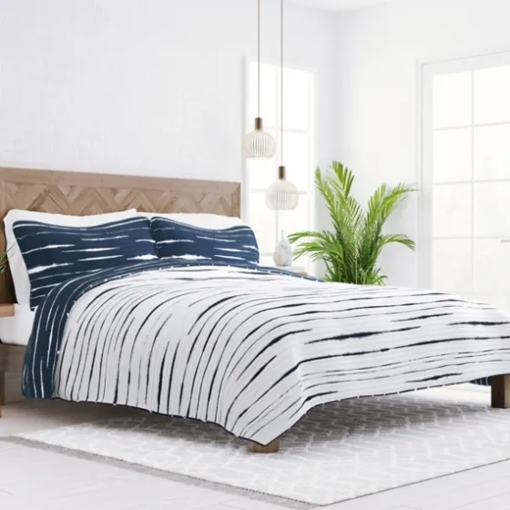 Navy Linear Reversible 3-Pc. Queen Quilt Set-Kirkland's Home Flash Sale